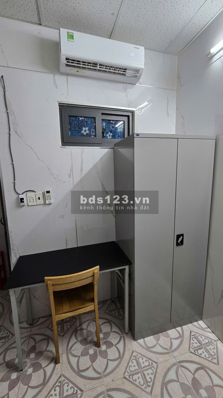 [QUẬN 5] CHO THUÊ PHÒNG TRỌ GIÁ RẺ – NGAY NGUYỄN VĂN CỪ – CÓ MÁY LẠNH