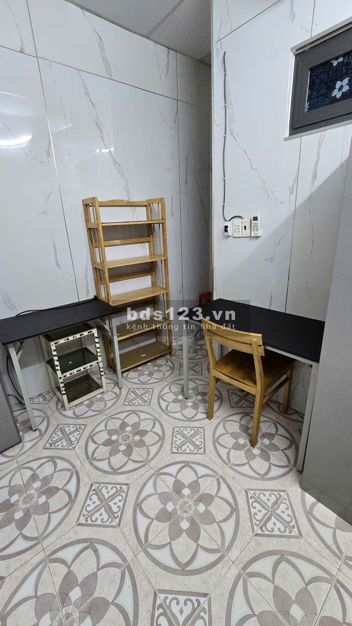 [QUẬN 5] CHO THUÊ PHÒNG TRỌ GIÁ RẺ – NGAY NGUYỄN VĂN CỪ – CÓ MÁY LẠNH