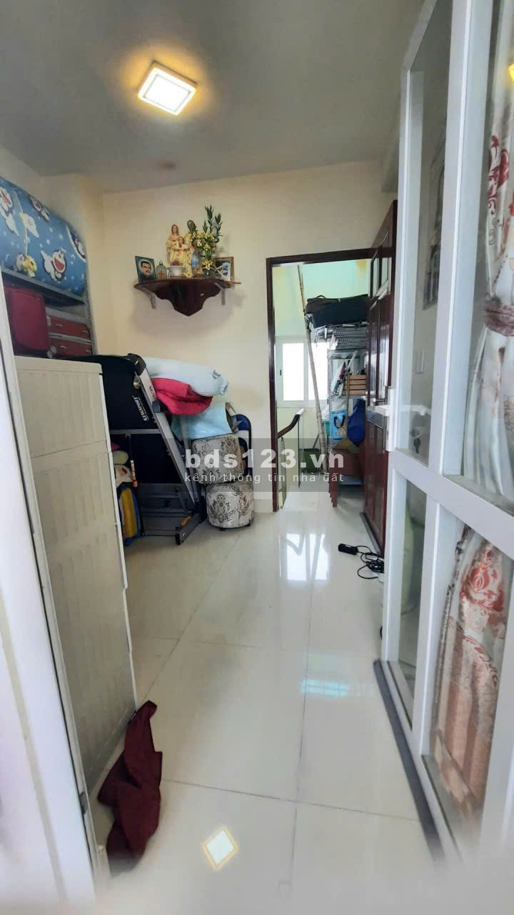 Bán nhà Quận 10 Đường Ngô Gia Tự - Khu vự trung tâm tiện di…