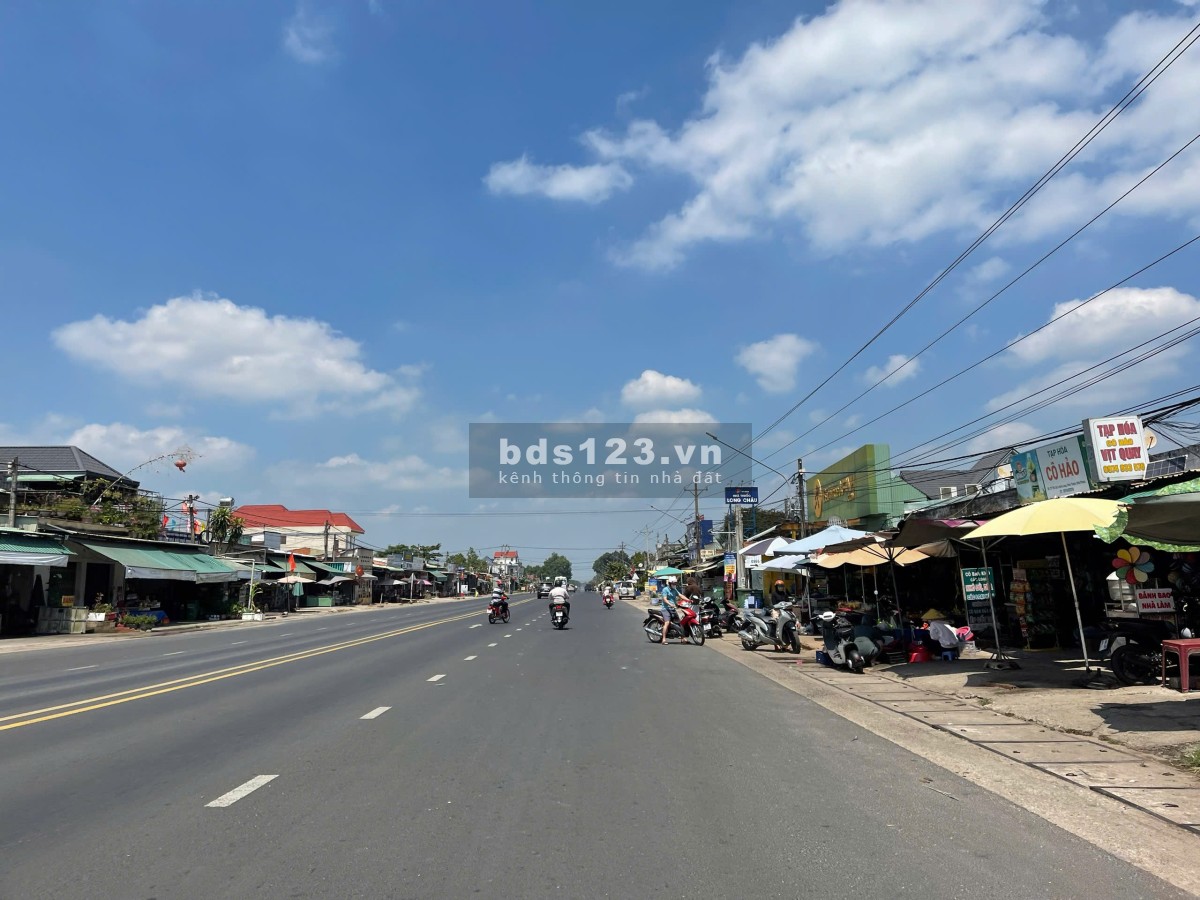 Đất đẹp giá tốt ngay trung tâm Minh Long Chơn Thành