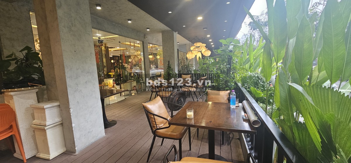 CHO THUÊ 2 SÀN -LÀM VĂN PHÒNG - GIÁ 270 TRIỆU - DIỆN TÍCH 667m2