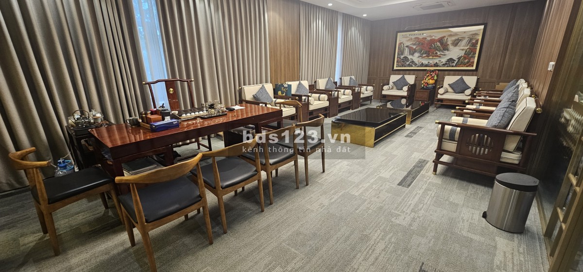 CHO THUÊ 2 SÀN -LÀM VĂN PHÒNG - GIÁ 270 TRIỆU - DIỆN TÍCH 667m2