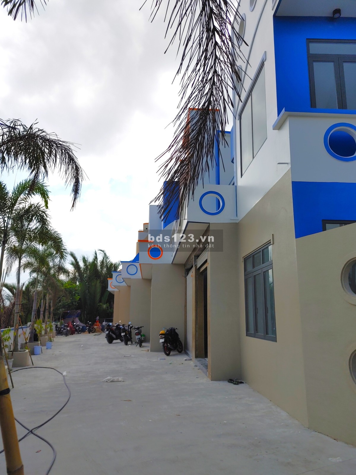 Chìa khóa trao tay – nhận ngay nhà mới 2 tầng view sông chỉ…