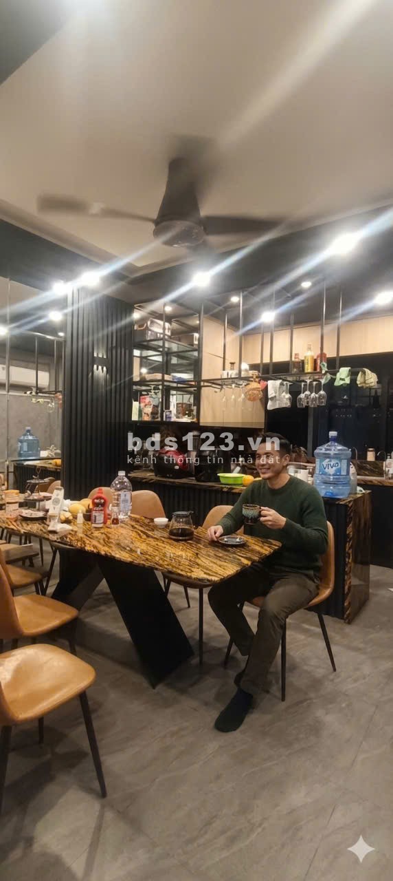 NHÀ ĐẸP NHÂN HÒA - SÁT PHỐ - 45M2 x 6 TẦNG - 13.2 TỶ- Ở…