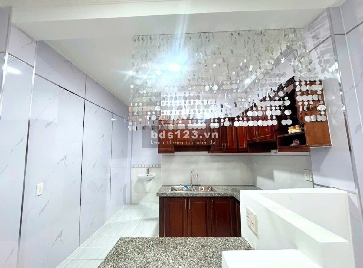 Nhà SHR, HXH phường Phú Thuận, 5’ tới Phú Mỹ Hưng