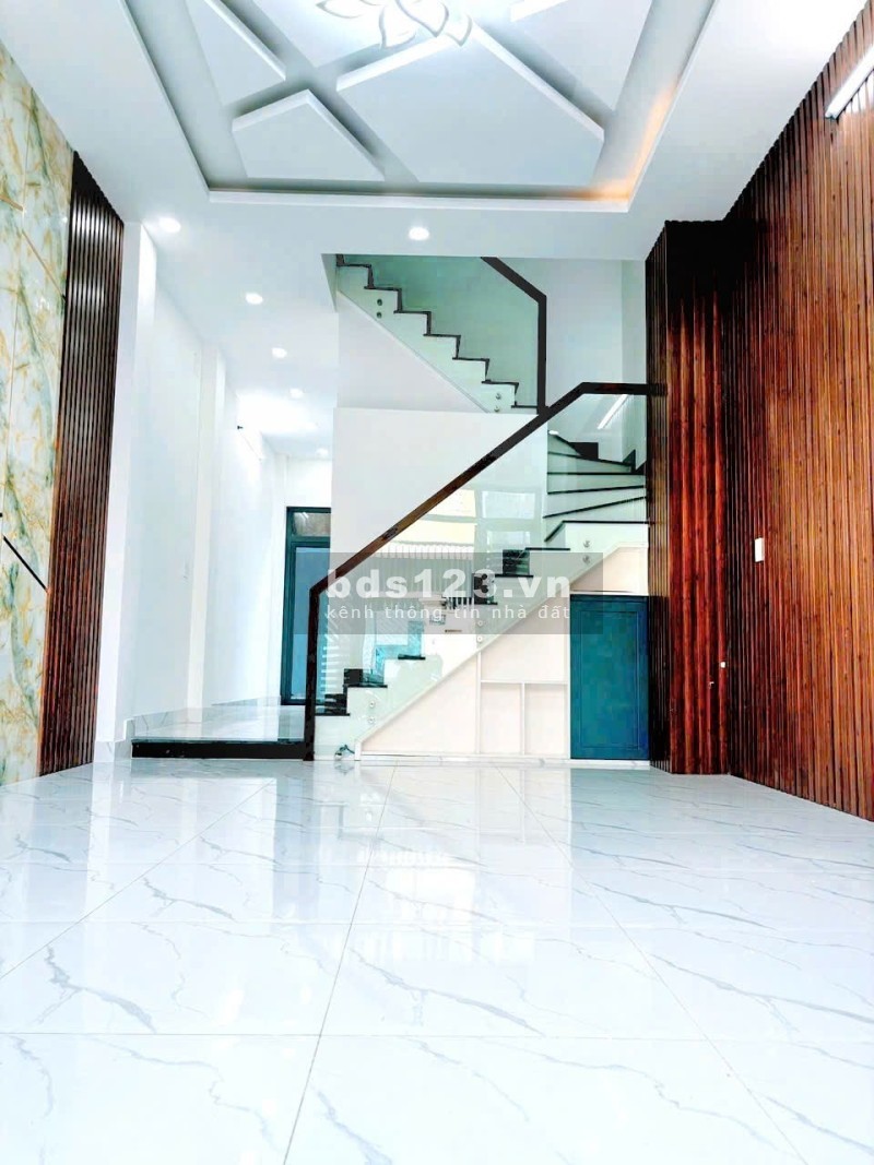 Bán Nhà 3 Tầng Long Bình Gần Vinhomes Quận 9 - HXH 64m2 - Giá 5.x Tỷ