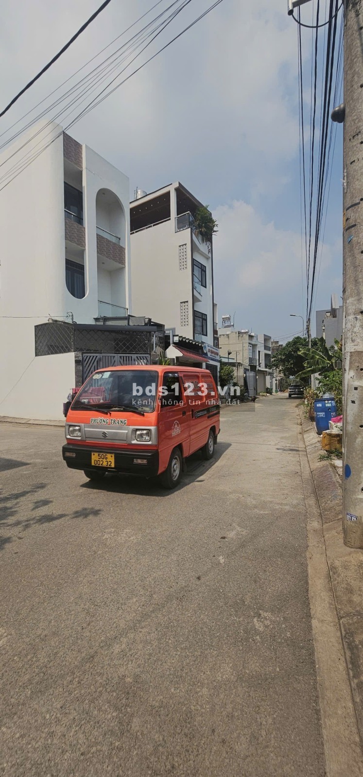 Bán Nhà 3 Tầng Long Bình Gần Vinhomes Quận 9 - HXH 64m2 - Giá 5.x Tỷ