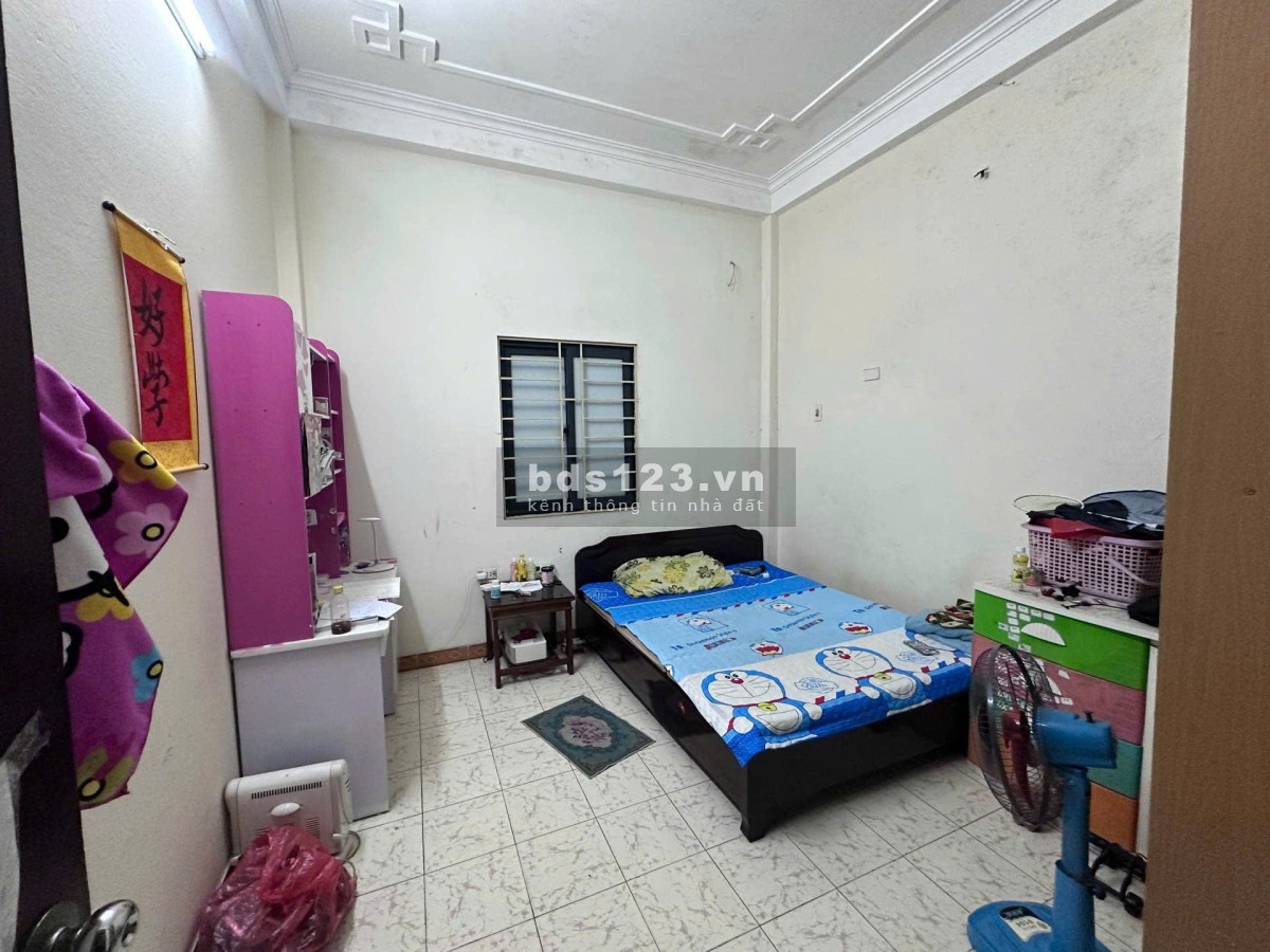 SIÊU PHẨM - NHÀ DÂN - NGÕ THÔNG BA GÁC PHÓNG VÔ TƯ - VÀI BƯỚC…