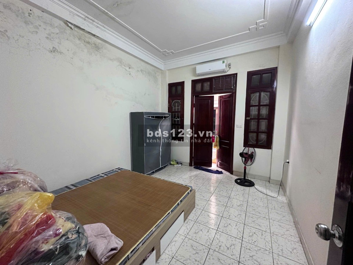 SIÊU PHẨM - NHÀ DÂN - NGÕ THÔNG BA GÁC PHÓNG VÔ TƯ - VÀI BƯỚC…