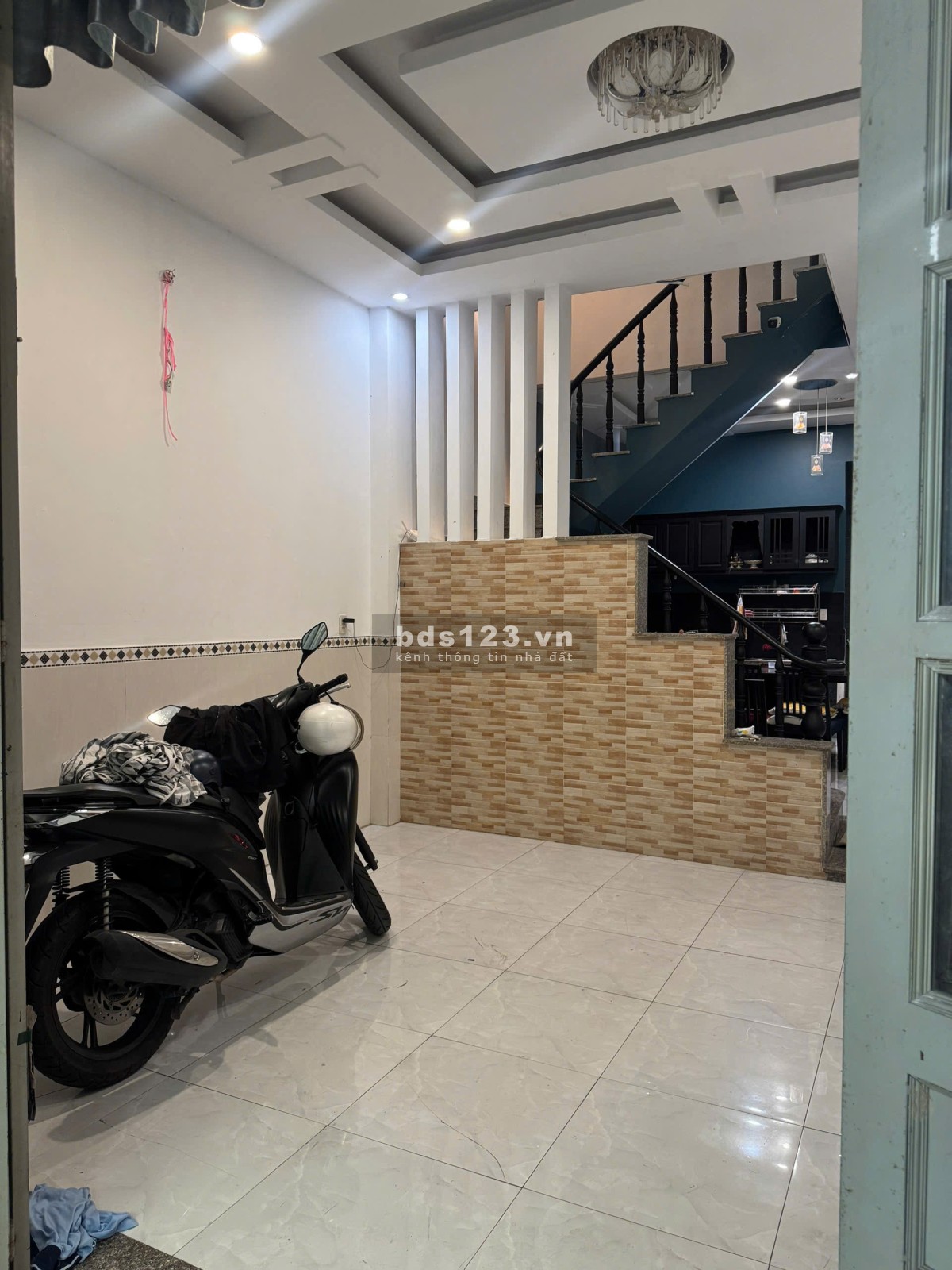 Bán nhà 5x13 Trần Thị Năm, Quận 12, 3 Lầu nhựa xe hơi thông