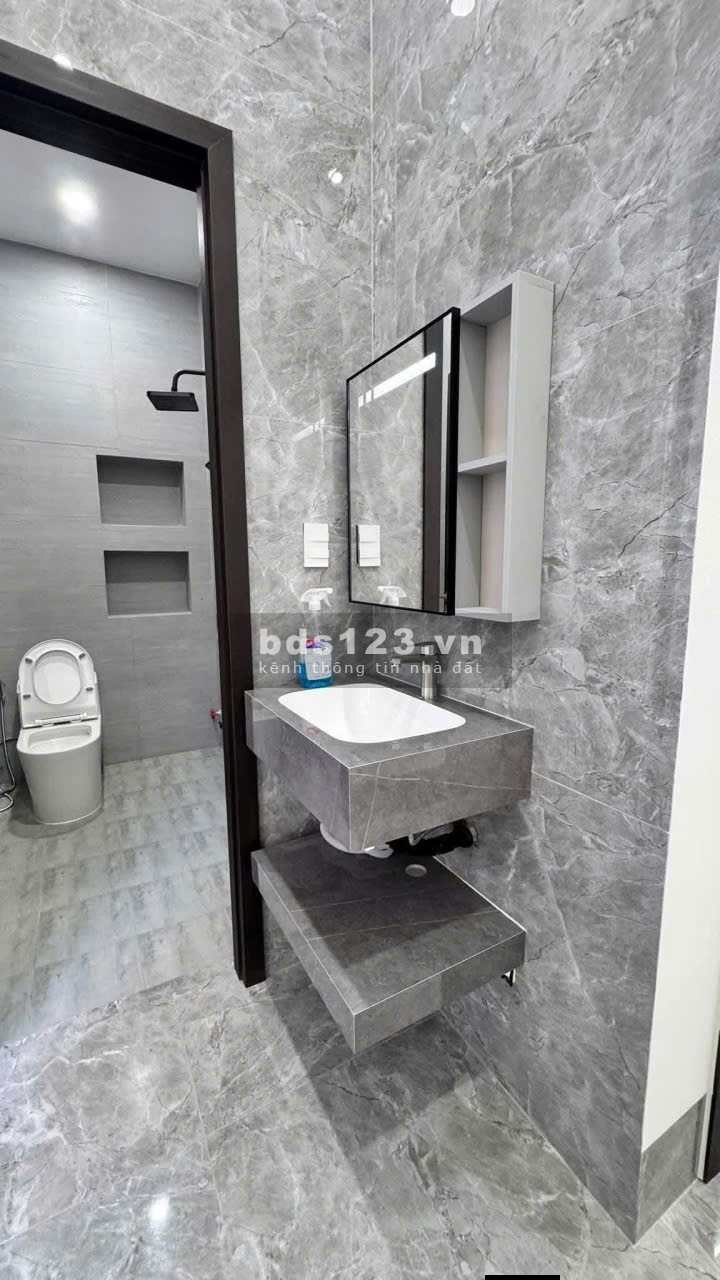 chủ nhà bán gấp để trả đáo hạn ngân hàng