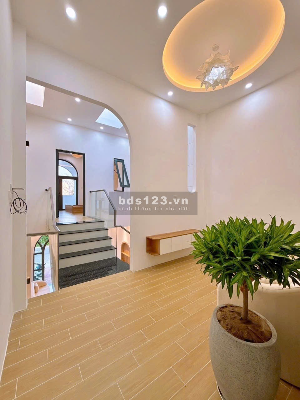 chủ nhà bán gấp để trả đáo hạn ngân hàng