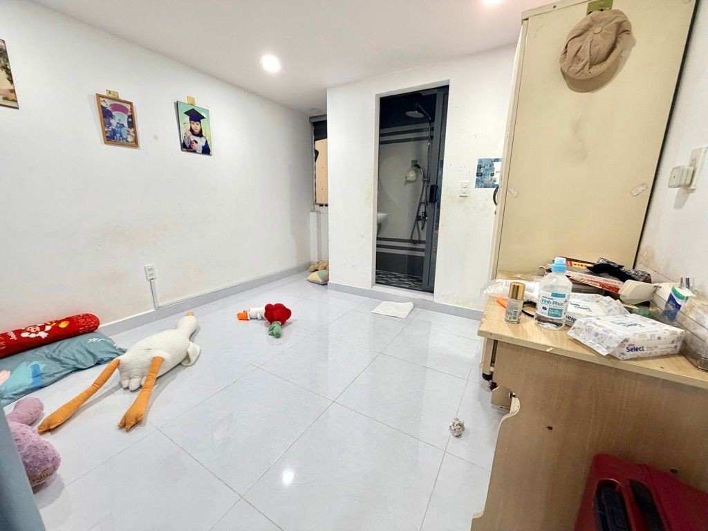 Nhà 4 tầng đúc hẻm 42 Hoàng Hoa Thám, Bình Thạnh, 5pn có nội…