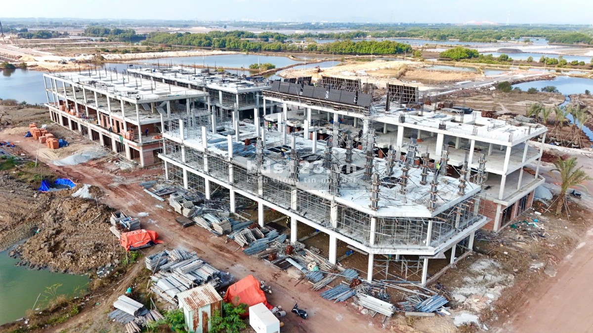 Nhà năm gằn Đại lộ 68m ,6x18=108m2, 4 tầng -293m2 giá yêu thương chi3 cần 1.2 ty sở hữu Ngay Nhà Phồ