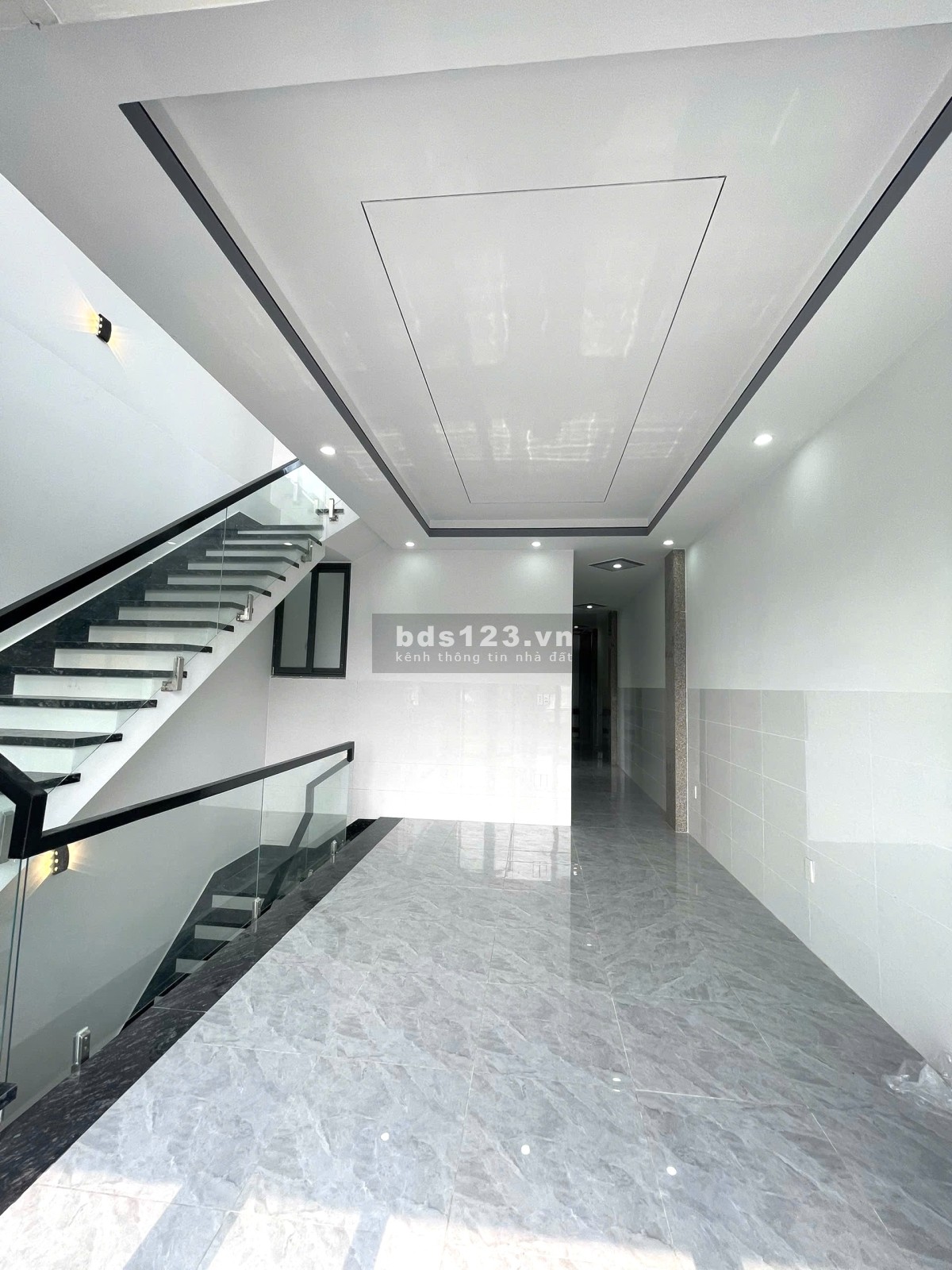 NHÀ 1 TRỆT 2 LẦU (MỚI) GẦN CHANGSHIN - MẶT TIỀN ĐƯỜNG 10M