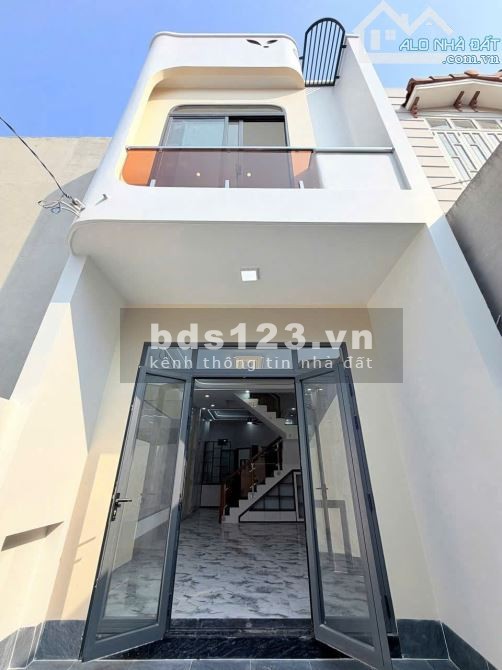 BÁN NHÀ ĐẸP NGAY ĐƯỜNG ĐỒNG KHỞI, CHỈ CẦN 600TR NHẬN…