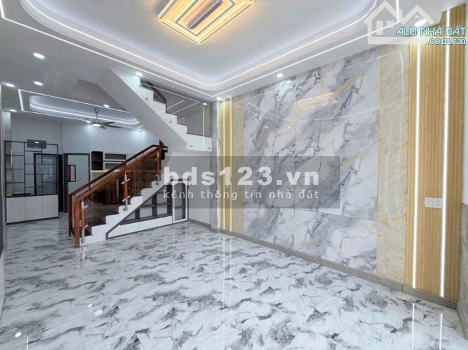 BÁN NHÀ ĐẸP NGAY ĐƯỜNG ĐỒNG KHỞI, CHỈ CẦN 600TR NHẬN…