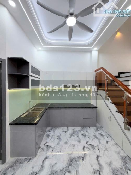 BÁN NHÀ ĐẸP NGAY ĐƯỜNG ĐỒNG KHỞI, CHỈ CẦN 600TR NHẬN…