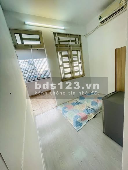 Phòng ban công tách bếp tại 45 Nguyên Hồng, Bình Thạnh - Giá…