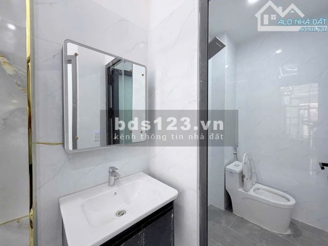 BÁN NHÀ ĐẸP NGAY ĐƯỜNG ĐỒNG KHỞI, CHỈ CẦN 600TR NHẬN…