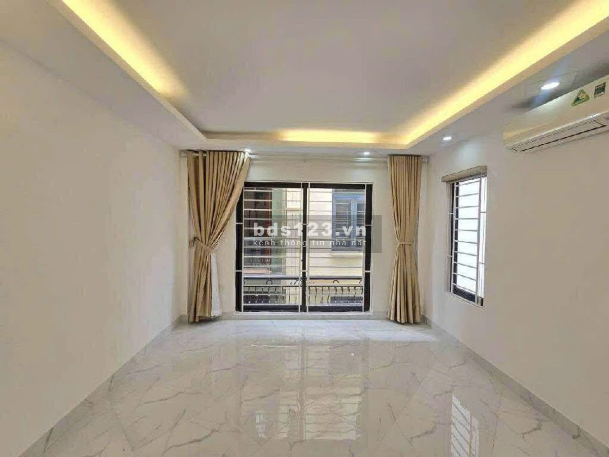 TRUNG TÂM QUẬN - LÔ GÓC - NGÕ THÔNG - KINH DOANH - NHÀ MỚI