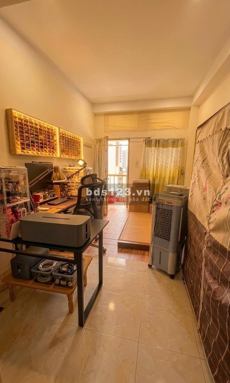 Nam ở ghép giá 2 triệu Q.3 Trường Sa