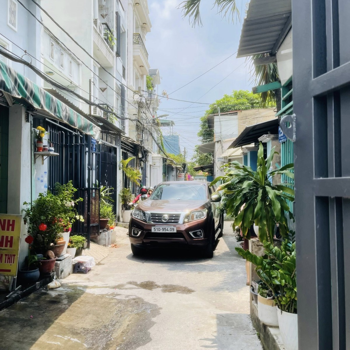 NHÀ MỚI ĐẸP – SHR – ĐƯỜNG THÔNG – TRUNG MỸ TÂY Q12 –…