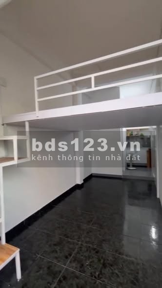 Cho thuê Duplex có ban công tại 480 Phan Xích Long, Phú Nhuận