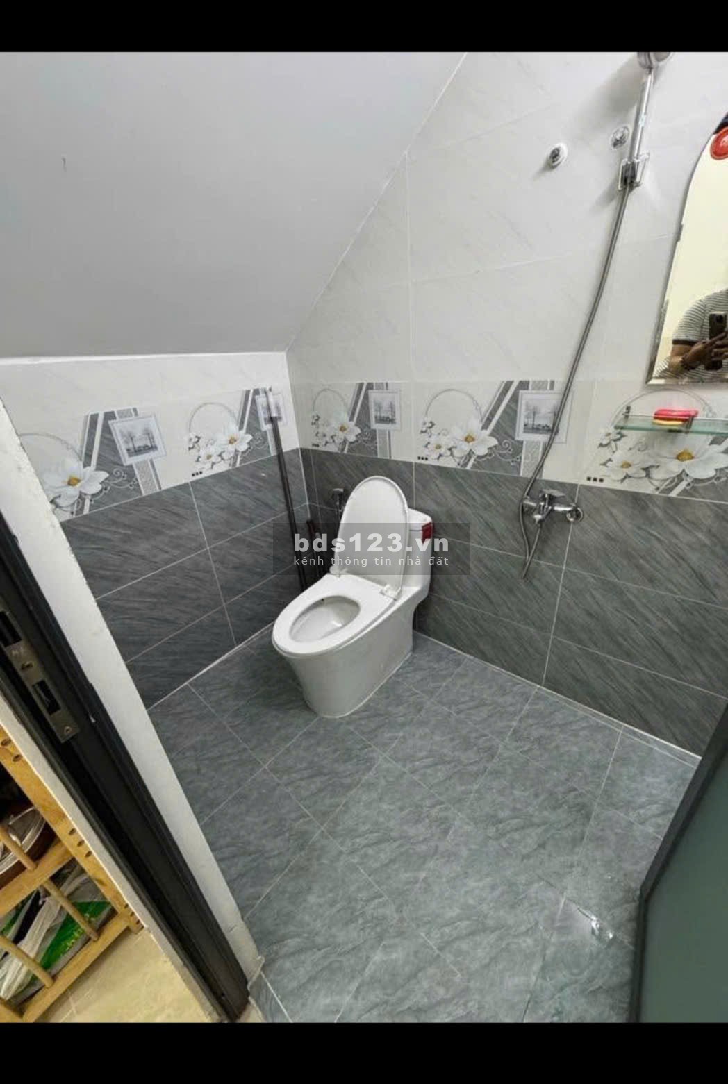 Nhà đường Bình Phú, diện tích 4x10, 1T1L, sổ hồng riêng, giá…