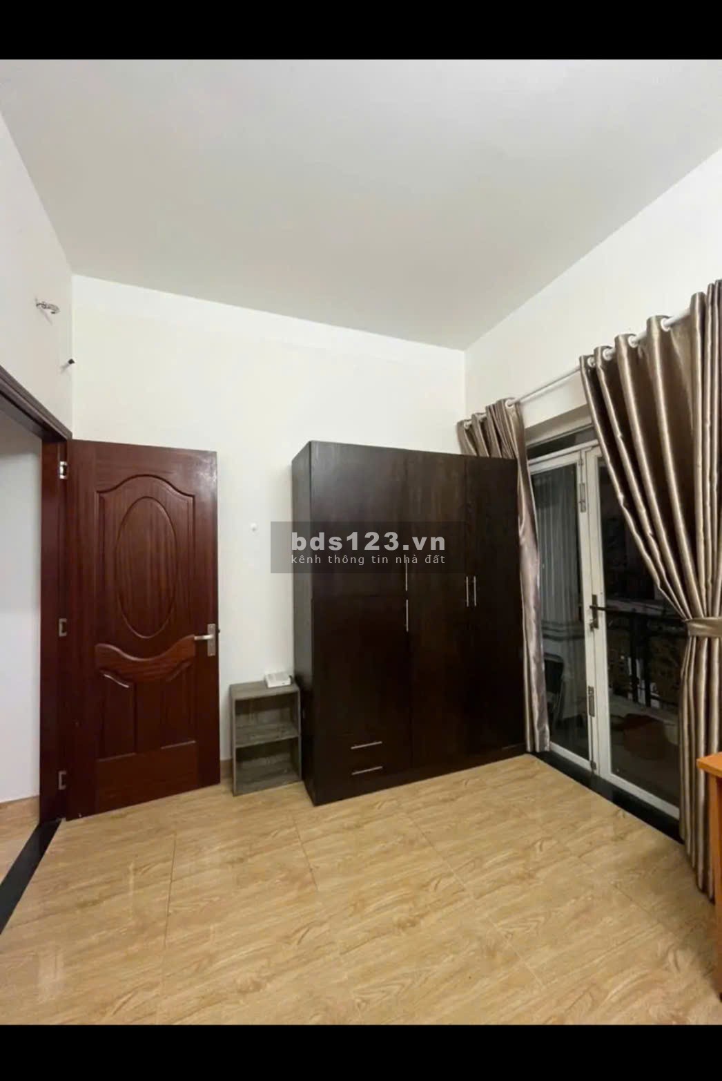 Nhà : đường Chiến Lược, 1T 1L, sổ hồng riêng, hẻm xe hơi,…