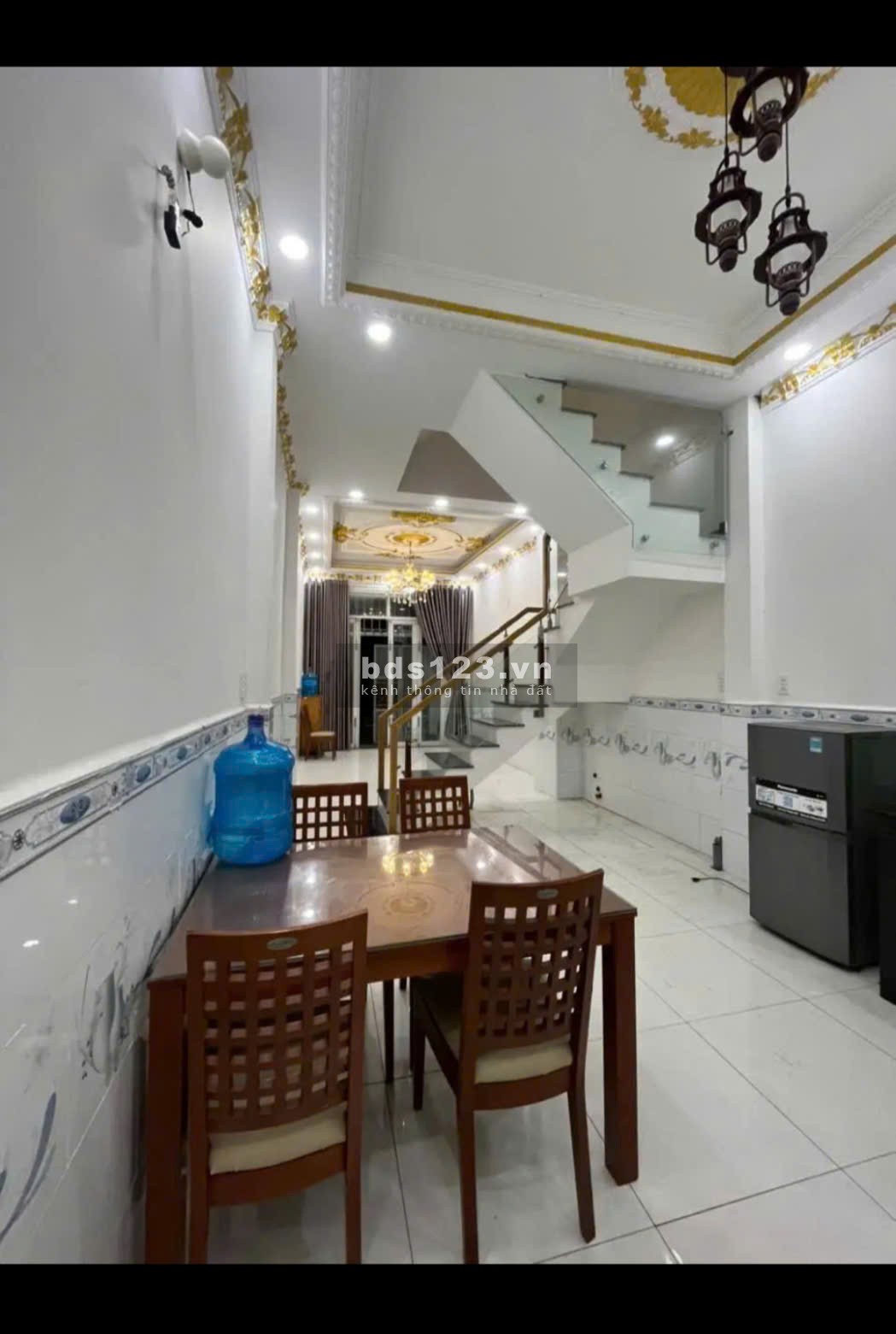 Nhà : đường Chiến Lược, 1T 1L, sổ hồng riêng, hẻm xe hơi,…