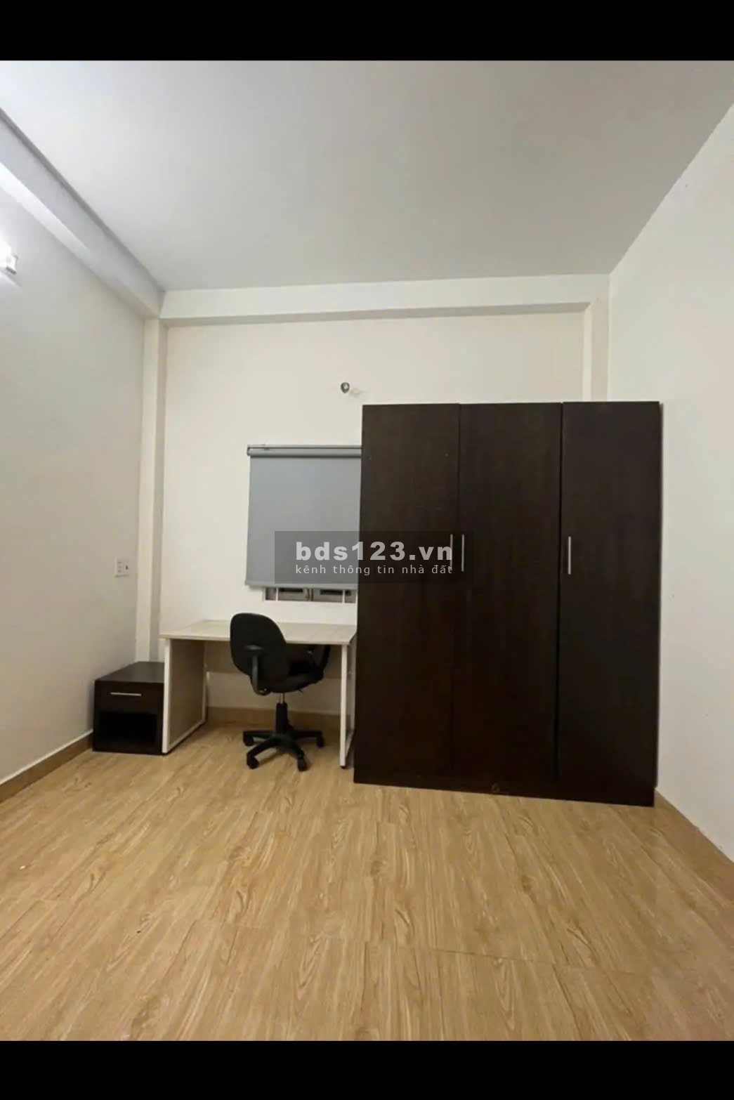 Nhà : đường Chiến Lược, 1T 1L, sổ hồng riêng, hẻm xe hơi,…