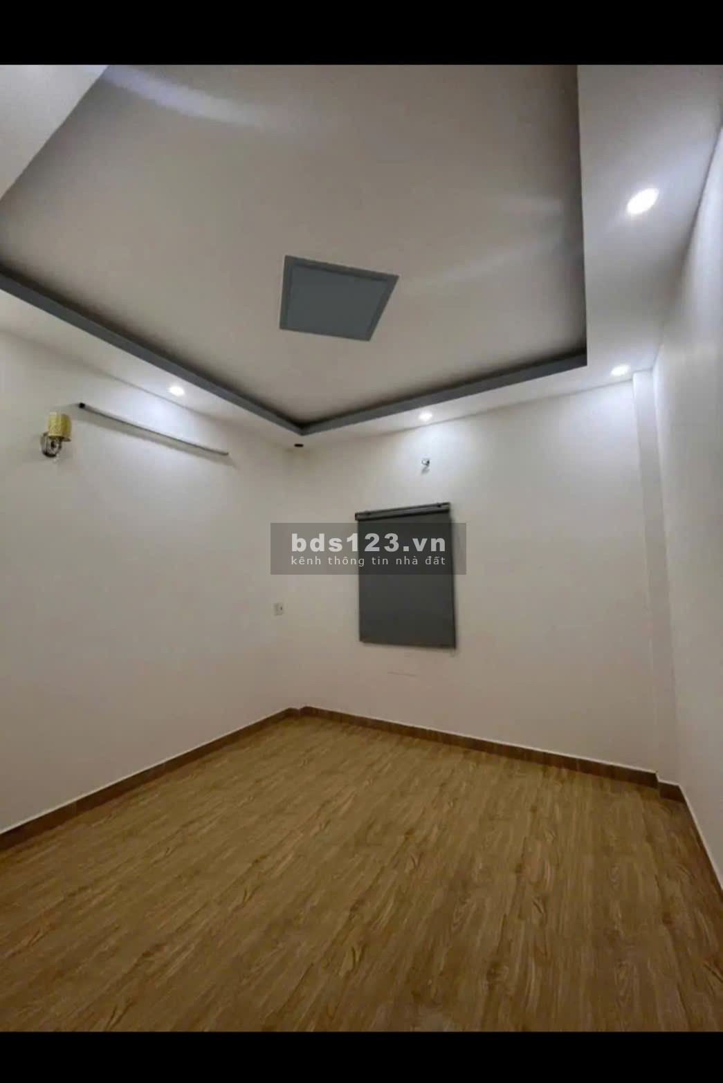 Nhà : đường Chiến Lược, 1T 1L, sổ hồng riêng, hẻm xe hơi,…