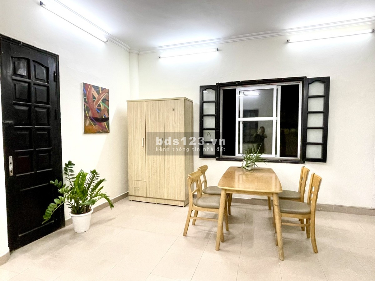 Chính chủ cho thuê căn hộ studio thoáng đẹp ngay Vincom Bà Triệu