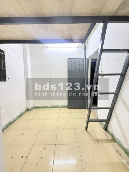 Cho thuê tại 74/1A Phan Văn Hớn, Q12 - Giá 2tr