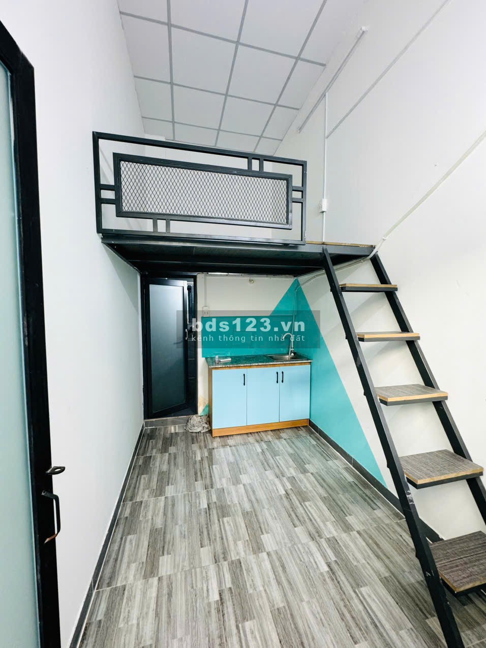 Phòng giá rẻ có gác máy lạnh 3 triệu - 105 Nguyễn Tư Giãn Gò Vấp ( Gần chợ Phạm Văn Bạch).