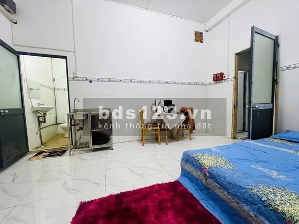 Cho thuê phòng máy lạnh tại Bình Tân, gần Bến xe Miền Tây