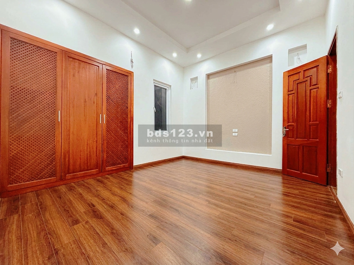 CÓ HƠN 10 TỶ – CHỌN NHÀ CHUNG CƯ HAY NHÀ RIÊNG Ở CẦU GIẤY?