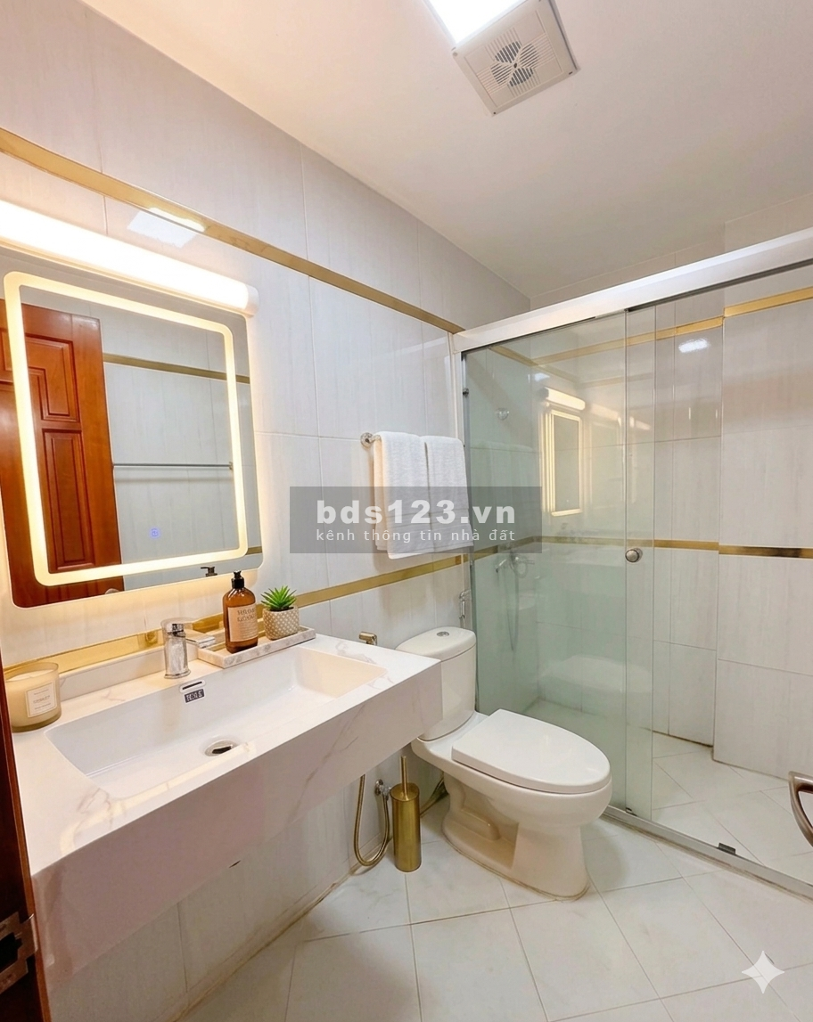 CÓ HƠN 10 TỶ – CHỌN NHÀ CHUNG CƯ HAY NHÀ RIÊNG Ở CẦU GIẤY?