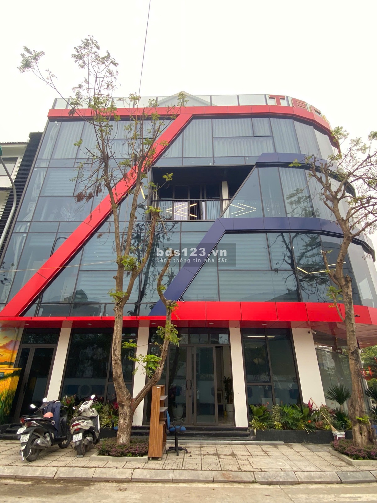 CHO THUÊ TẦNG 1 – TÒA NHÀ TECHPAL