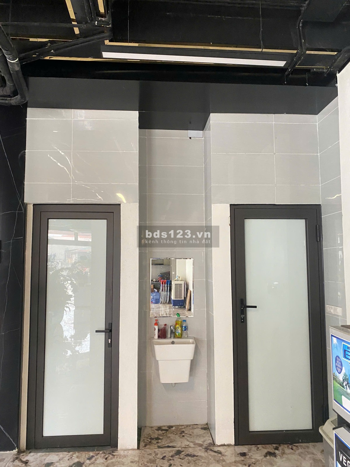 CHO THUÊ TẦNG 1 – TÒA NHÀ TECHPAL