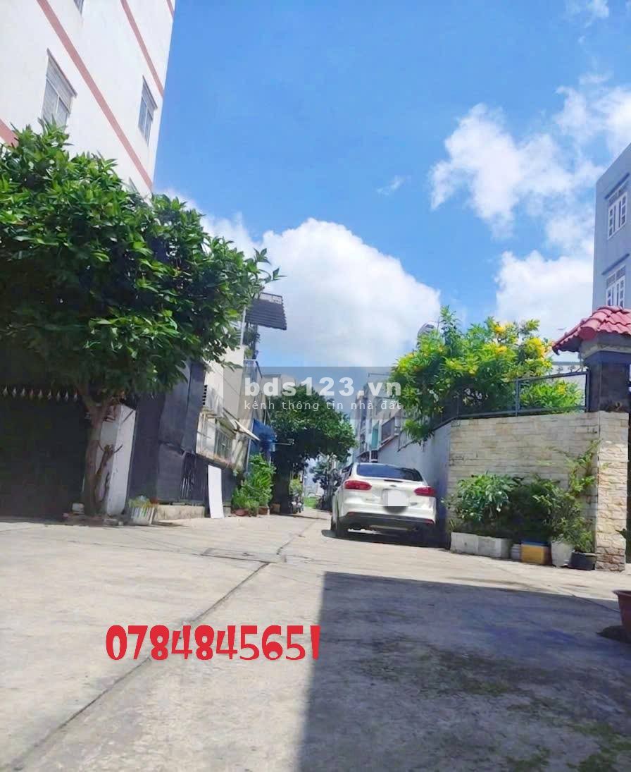 BÁN NHÀ SÁT TÂN PHÚ -AEON MALL - 70M2 BTCT NGANG 4.5M - Ô TÔ ĐẬU…