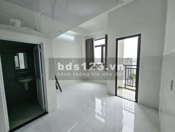 Phòng trọ mới, có máy lạnh tại Lâm Thị Hố, Quận 12