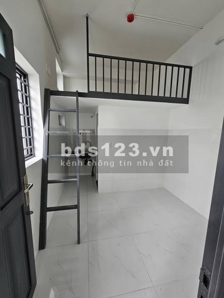 Phòng trọ mới, có máy lạnh tại Lâm Thị Hố, Quận 12