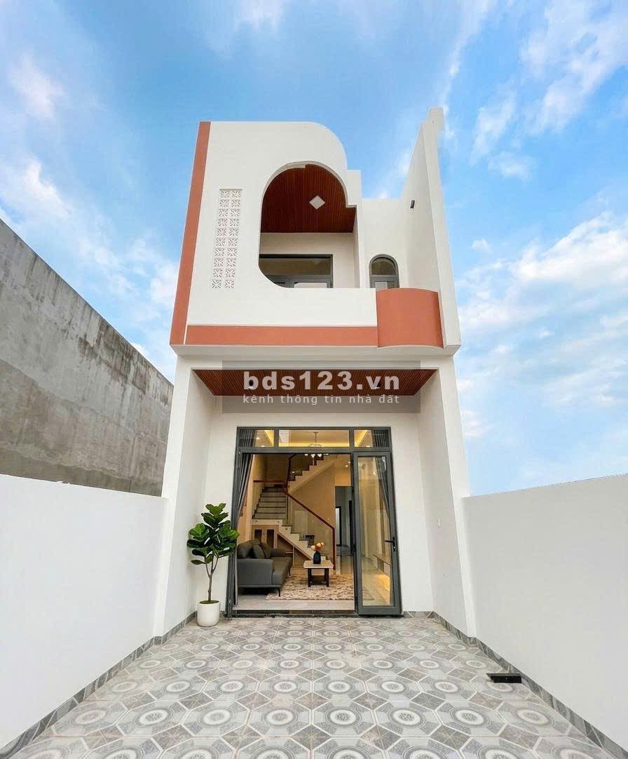 BÁN GẤP CĂN NHÀ TÂM HUYẾT CHỈ 700 TRIỆU NHẬN NGAY Đ. ĐỒNG…