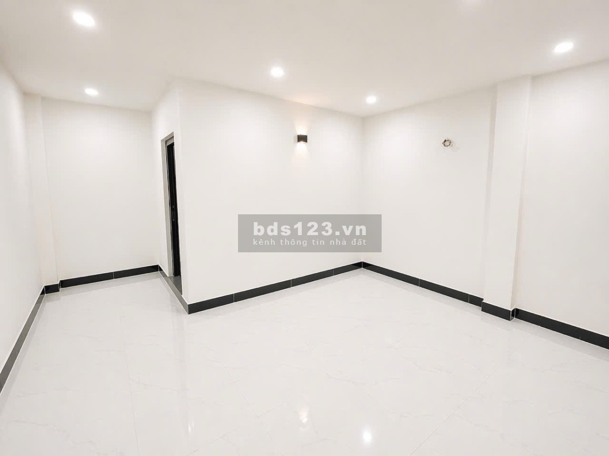 HÀNG XÓM KHU HIMLAM - CÁCH HẺM XE HƠI 10 BƯỚC CHÂN - 50M - NHỈNH…