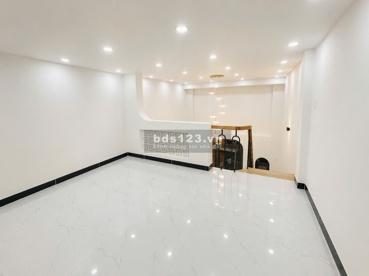 HÀNG XÓM KHU HIMLAM - CÁCH HẺM XE HƠI 10 BƯỚC CHÂN - 50M - NHỈNH…