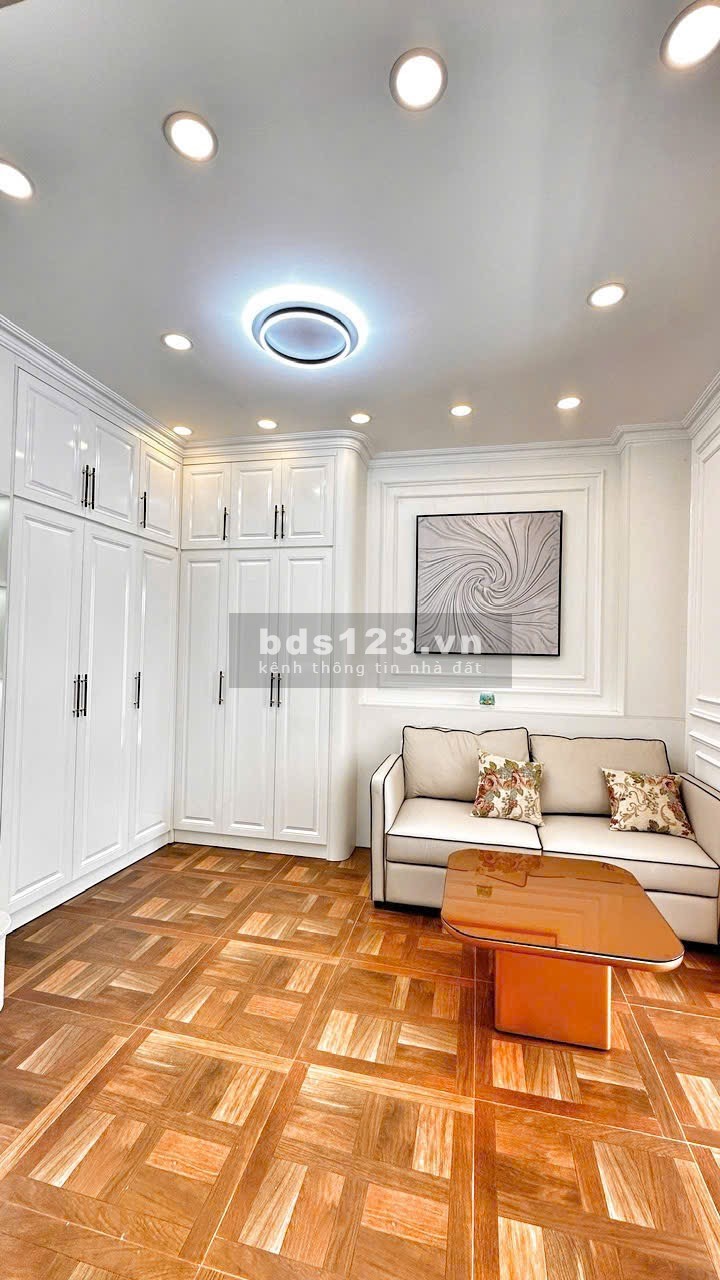 NHÀ MỚI TỪ MÓNG - SẴN THANG MÁY - FULL NỘI THẤT XỊN - NGANG…