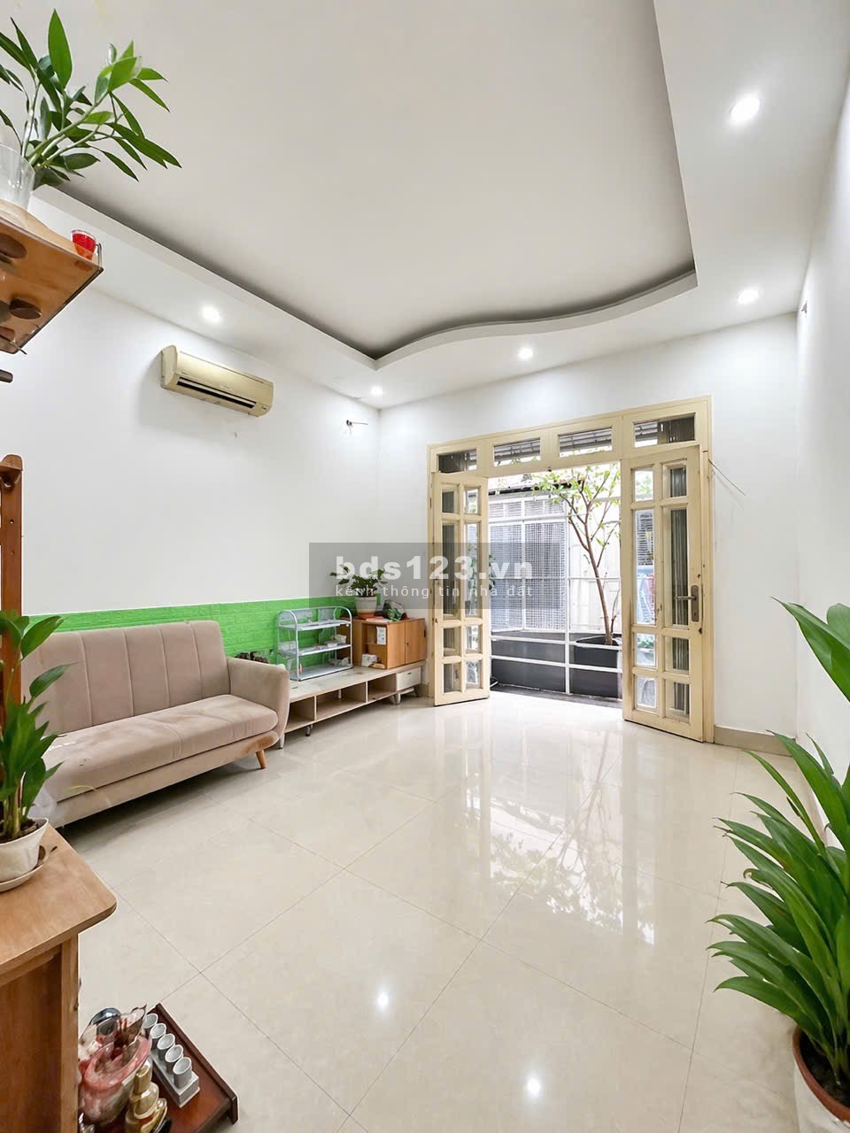 HẺM XE HƠI THẲNG 1 TRỤC - BÙI VĂN BA - THÔNG SỐ ĐẸP - HƠN 5 TỶ