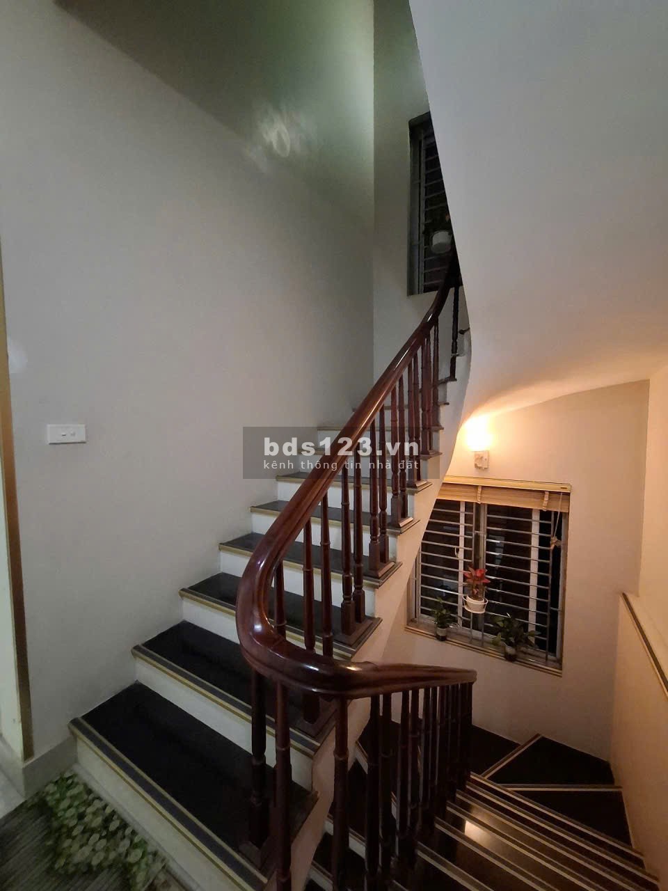 41m2 NHÀ CHỦ TỰ XÂY, LAI XÁ, KIM CHUNG - 3 THOÁNG - CẠNH KĐT…